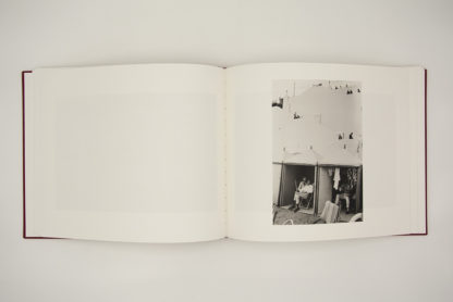 Martin Parr & Tony Ray Jones <br>  2 livres + carte signée + tote bag – Image 9