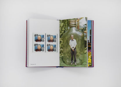Martin Parr | Autoportrait (Signed) – Image 3